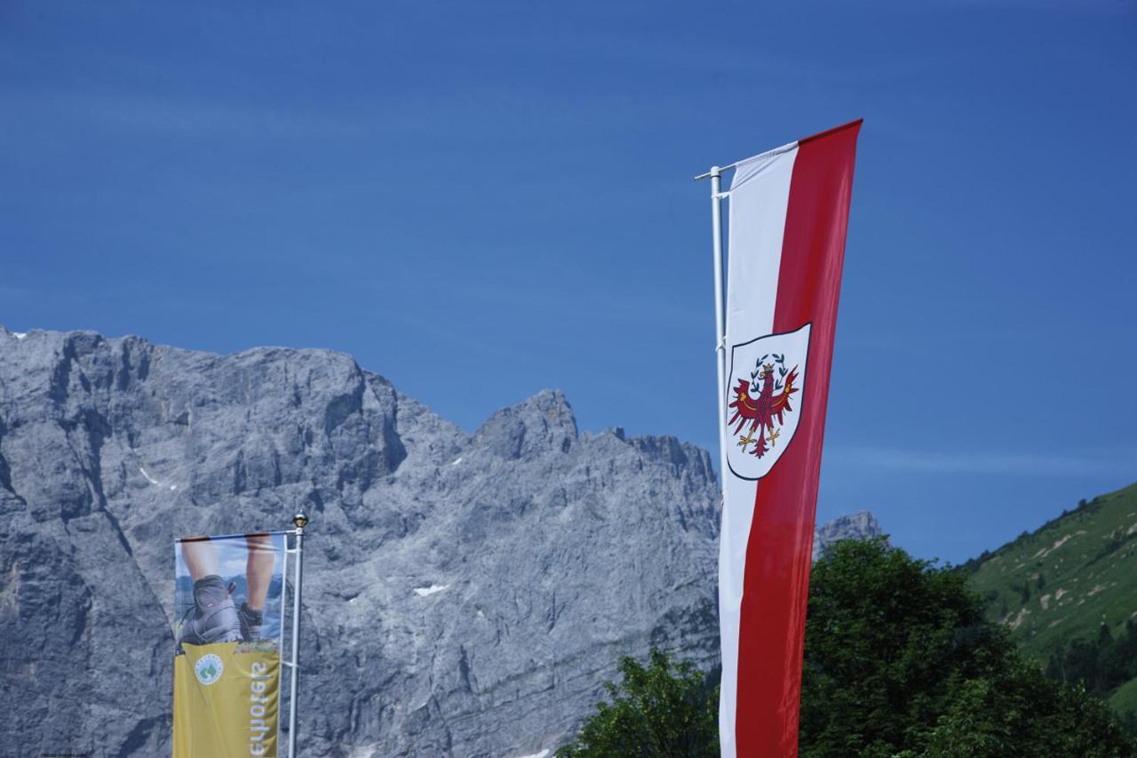 Das Naturhotel Die Eng Hinterriss Exterior photo